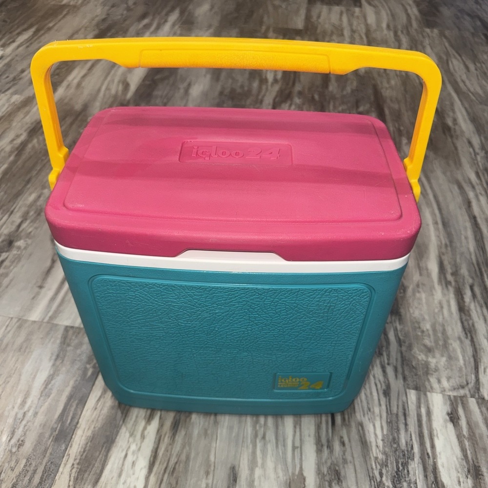 Vintage Igloo Legend 24 Cooler Teal Pink Yellow Handle 1989 90's Colors Read